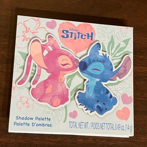 Disney Lilo and Stitch Love Eye Shadow Palette NWT - Picture 4 of 11